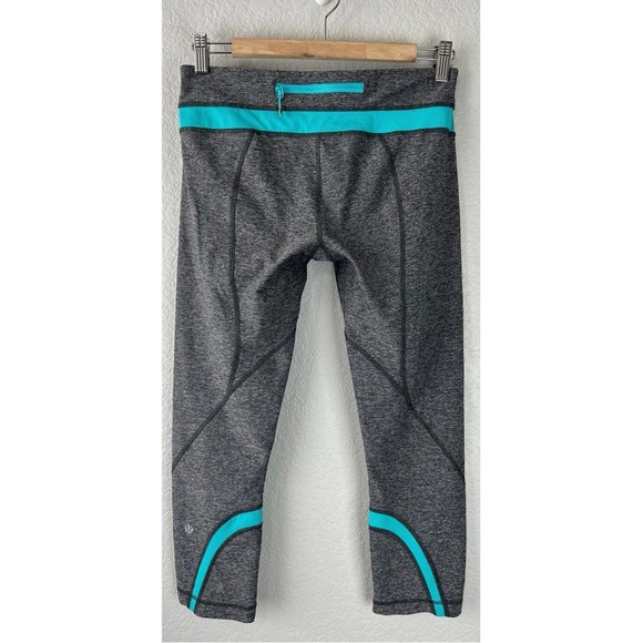 Lululemon Run Inspire Crop II All Luxtreme Heathered Black / Blue Tropics size 8 - Picture 4 of 9